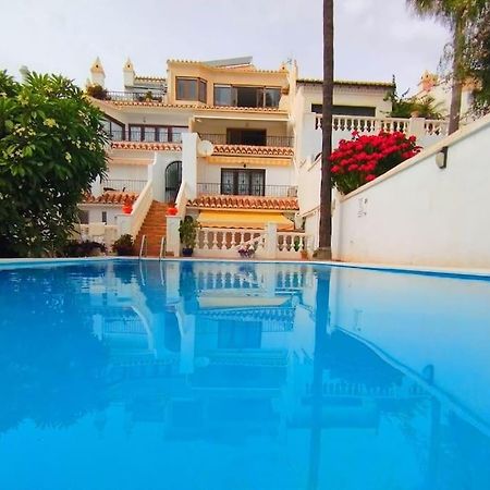 Beautiful 2 Bedroom In Calle Carabeo, Nerja Exteriör bild