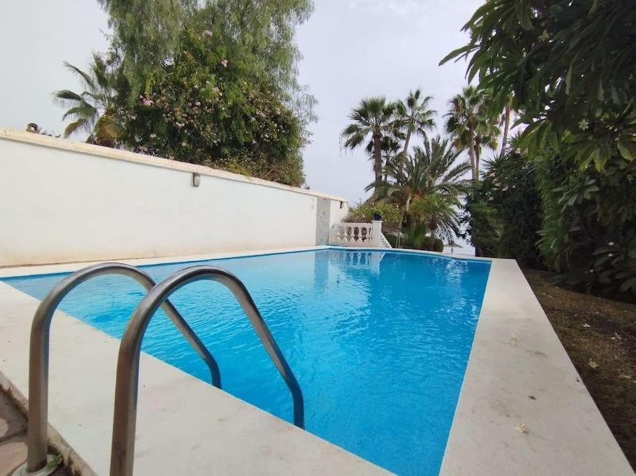 Beautiful 2 Bedroom In Calle Carabeo, Nerja Exteriör bild